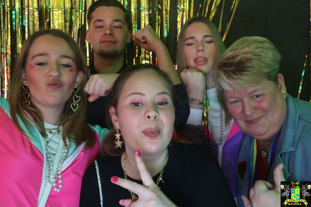 ../Images/Jeugd Opwarmbal Photobooth 332.jpg